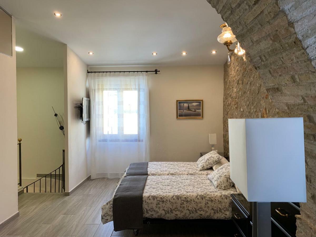 Pintor Massanet - Casa De Piedra Adaptada En Lescala Holiday home *