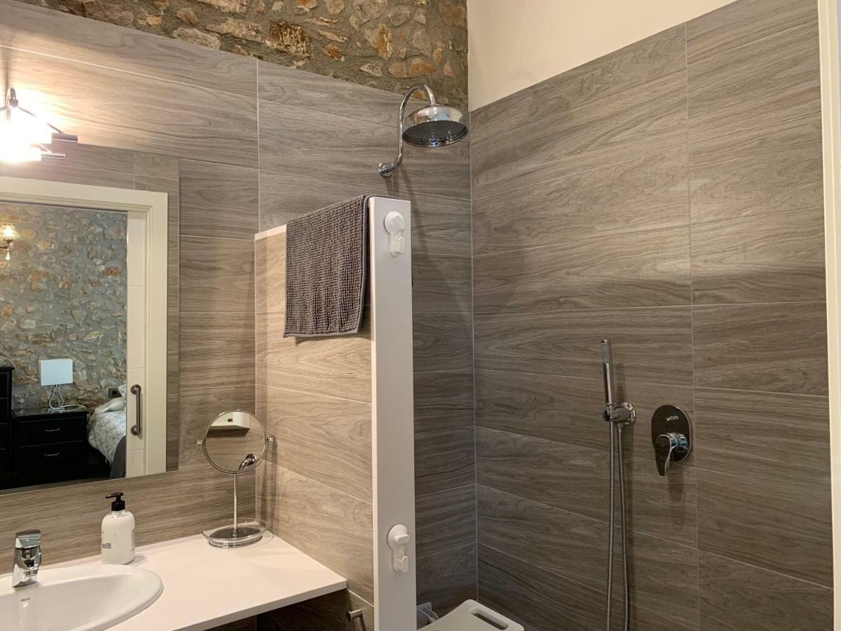 Pintor Massanet - Casa De Piedra Adaptada En Lescala Holiday home